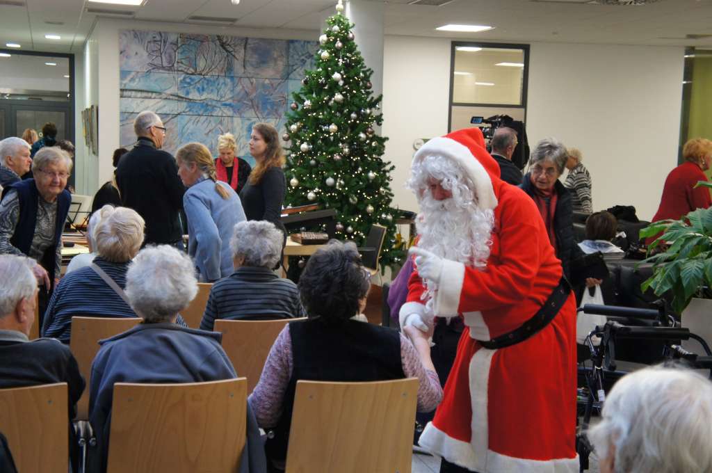 Lipa razveselila oskrbovance Doma starejših občanov MGC Bistrica