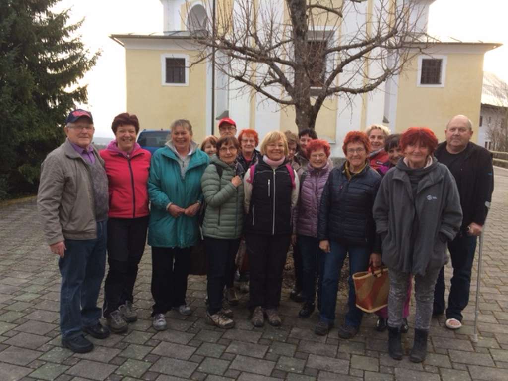 Zeliščarski izlet članic Zeliščarskega krožka društva Lipa